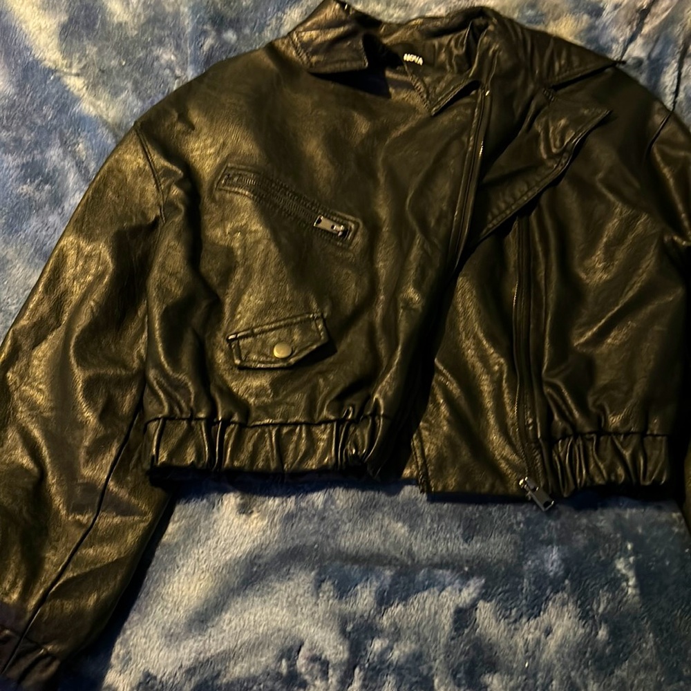 New leather jacket black the size is a medium from fashion nova